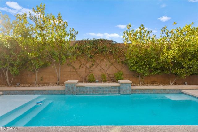 145 Strone Street, Henderson, NV 89012