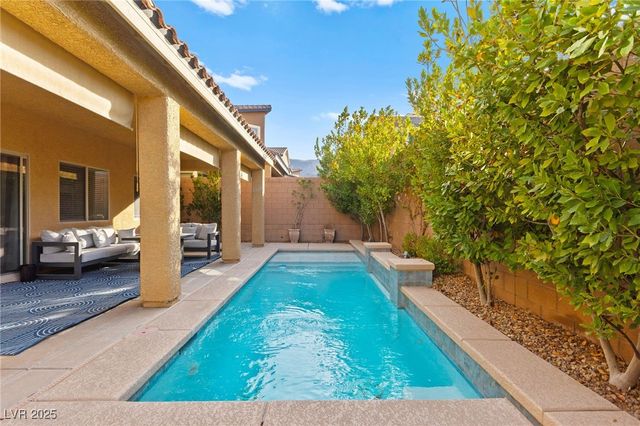 145 Strone Street, Henderson, NV 89012