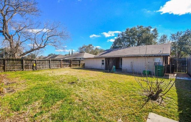 10914 Sela Lane, Houston, TX 77072