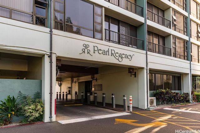 98-402 Koauka Loop 1909, Aiea, HI 96701