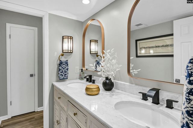 5 Little Hollow Lane, Lexington, SC 29072