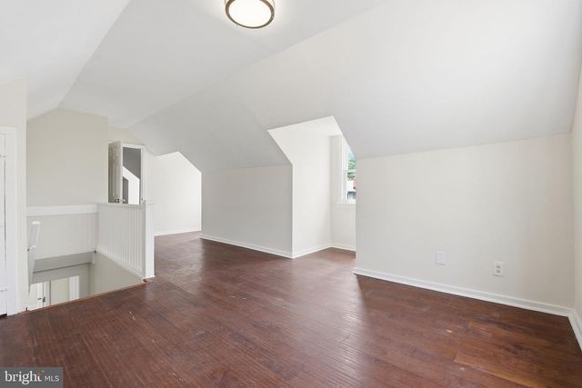 8001 W END DR, Baltimore, MD 21226