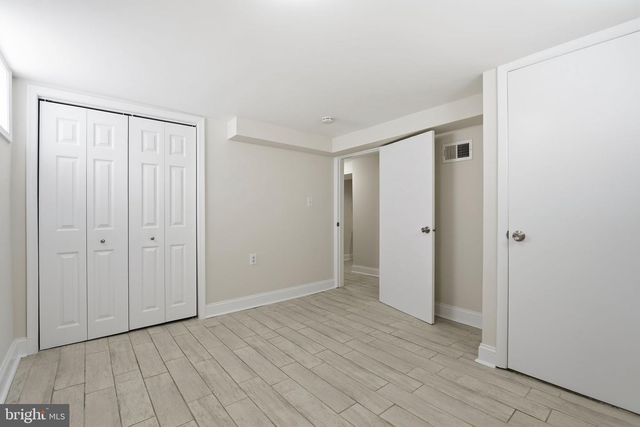 8001 W END DR, Baltimore, MD 21226