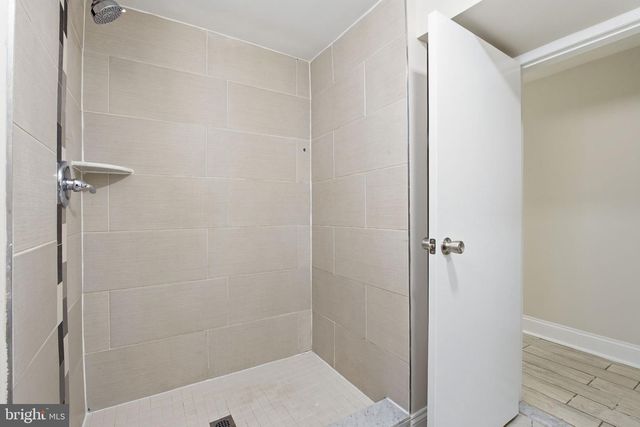 8001 W END DR, Baltimore, MD 21226