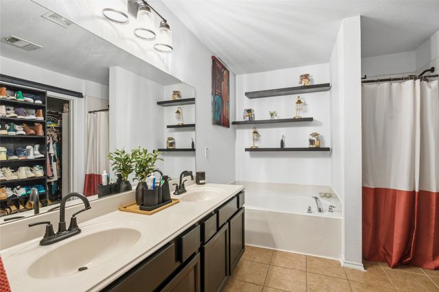 1936 Rosa Parks Boulevard, Lancaster, TX 75146
