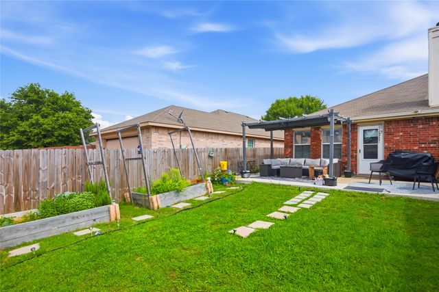 1936 Rosa Parks Boulevard, Lancaster, TX 75146