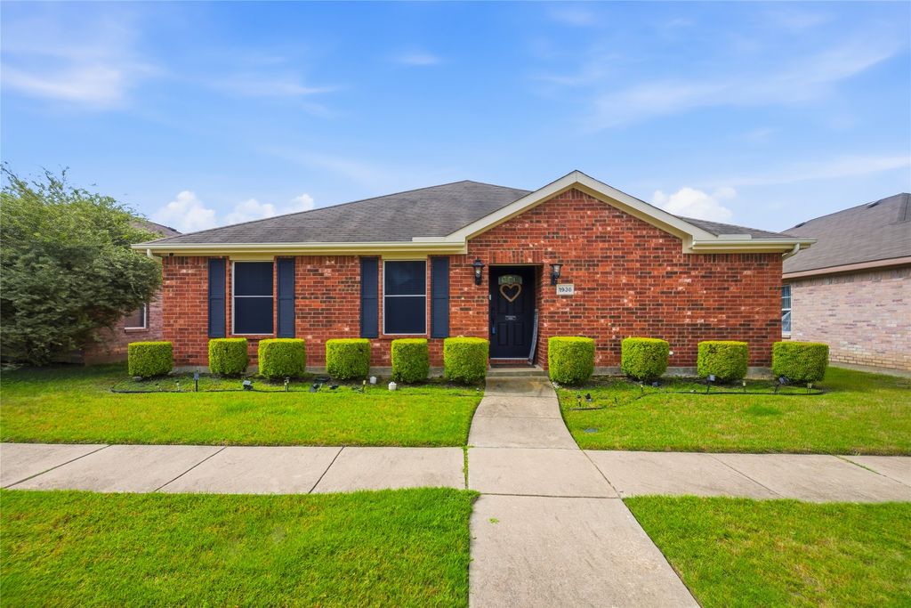 1936 Rosa Parks Boulevard, Lancaster, TX 75146