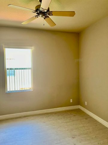 5579 55th Avenue, Vero Beach, FL 32967
