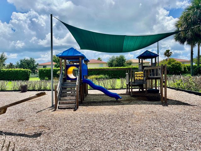 5579 55th Avenue, Vero Beach, FL 32967