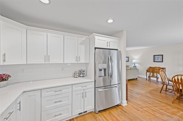 3 Clear Creek Court, Huntington Station, NY 11746