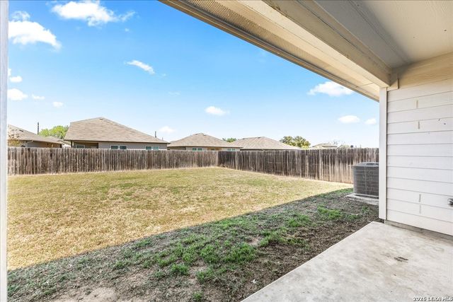 763 Armadillo, Seguin, TX 78155