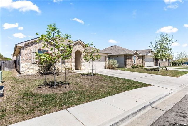 763 Armadillo, Seguin, TX 78155