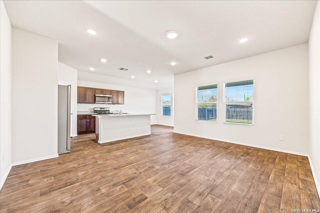 763 Armadillo, Seguin, TX 78155