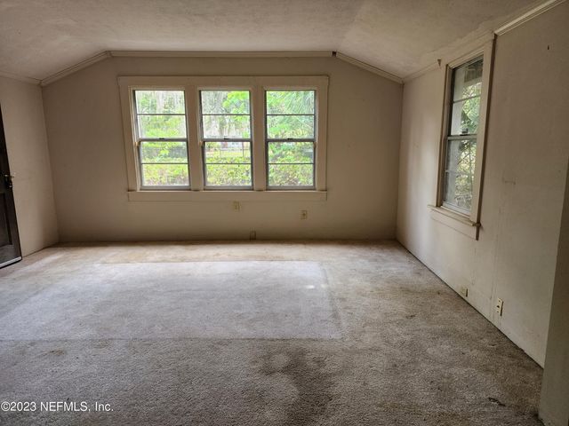 2816 LAKE SHORE Boulevard, Jacksonville, FL 32210