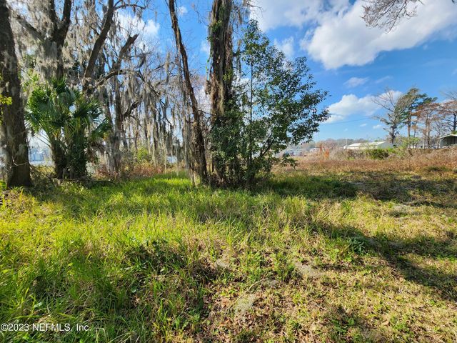 2816 LAKE SHORE Boulevard, Jacksonville, FL 32210