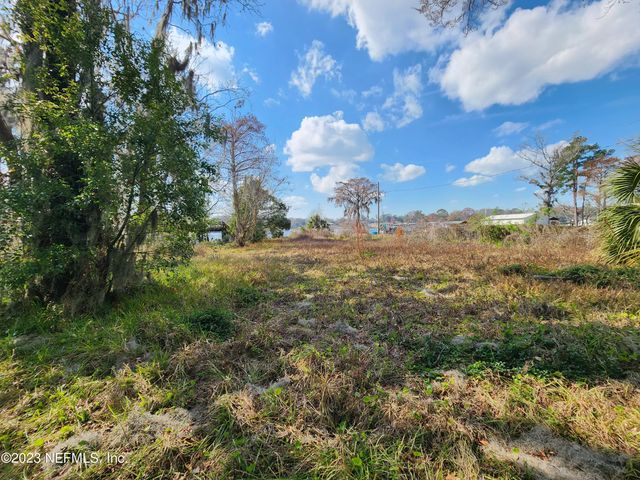 2816 LAKE SHORE Boulevard, Jacksonville, FL 32210