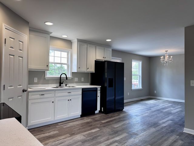 1001 Addys Ln, Lawrenceburg, TN 38464