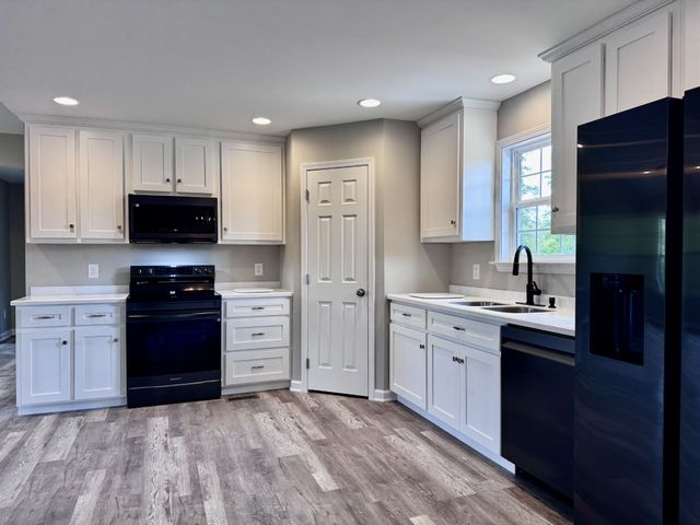 1001 Addys Ln, Lawrenceburg, TN 38464