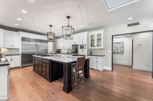 8701 N 64TH Place, Paradise Valley, AZ 85253