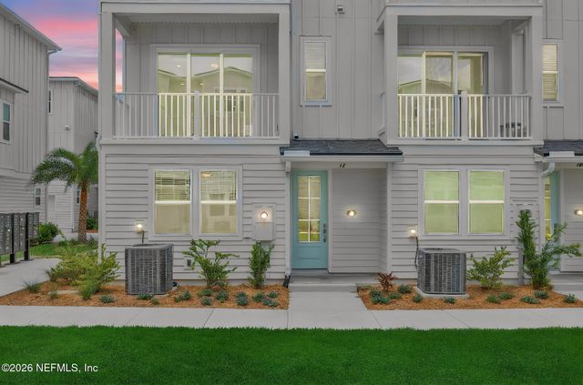 12 N BEACH Way, Jacksonville Beach, FL 32250