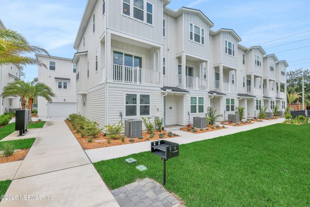12 N BEACH Way, Jacksonville Beach, FL 32250