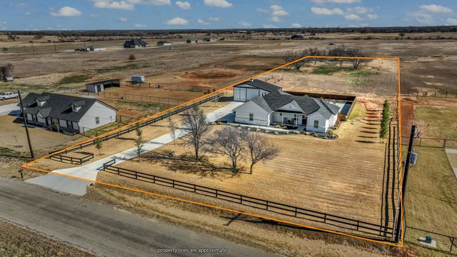 3785 Pine Road, Poolville, TX 76487