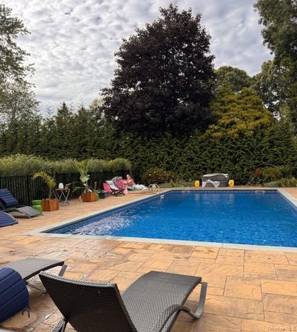 2400 Aldrich Lane, Laurel, NY 11948