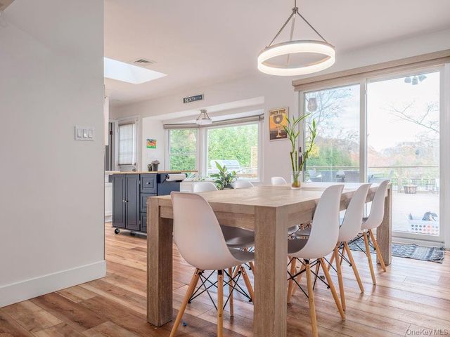 2400 Aldrich Lane, Laurel, NY 11948