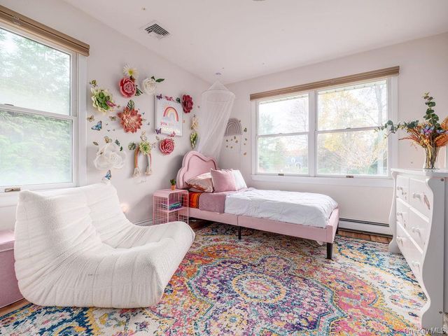 2400 Aldrich Lane, Laurel, NY 11948