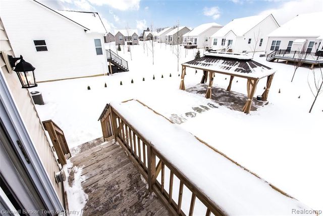 8126 Carston Lane, Brighton, MI 48116