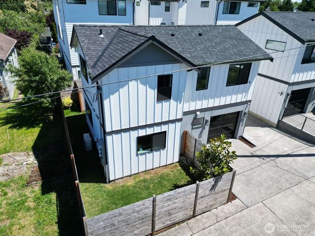8449 18th Avenue SW, Seattle, WA 98106