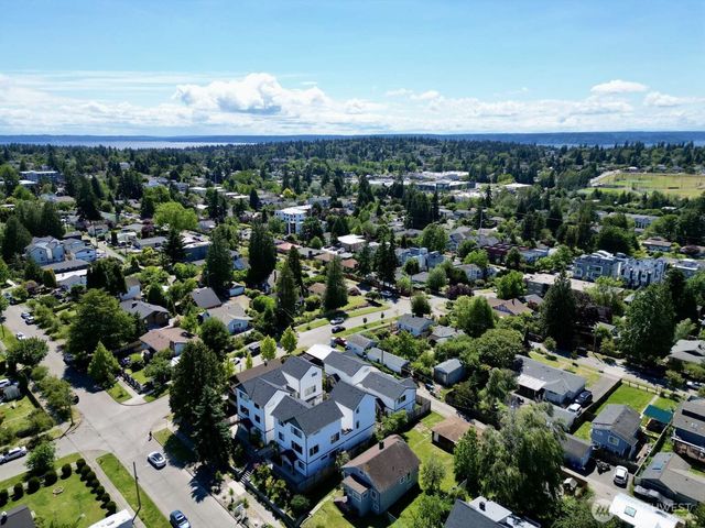 8449 18th Avenue SW, Seattle, WA 98106