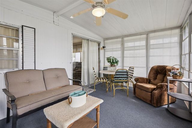 13 COCOS PLUMOSA DRIVE B, Eustis, FL 32726
