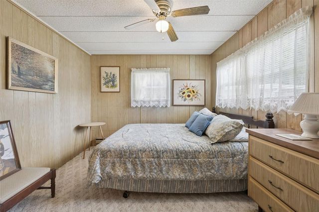 13 COCOS PLUMOSA DRIVE B, Eustis, FL 32726