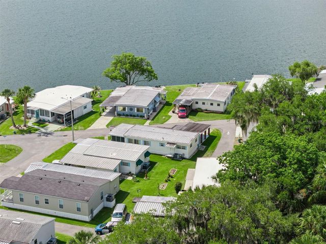 13 COCOS PLUMOSA DRIVE B, Eustis, FL 32726