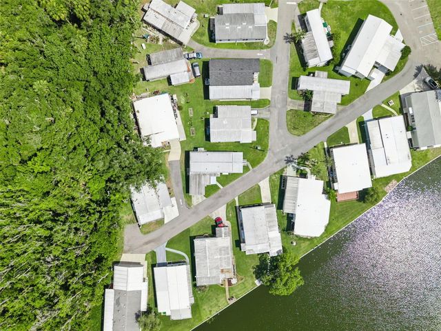 13 COCOS PLUMOSA DRIVE B, Eustis, FL 32726