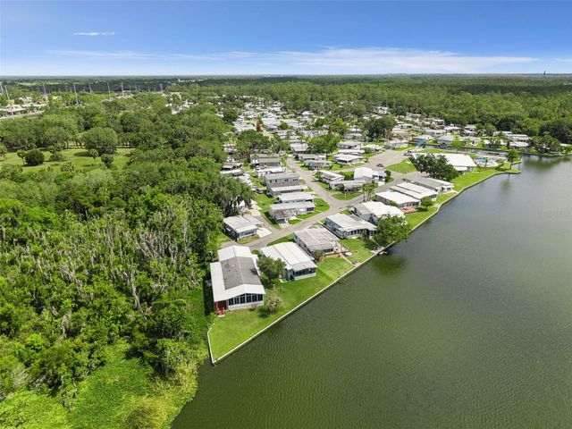 13 COCOS PLUMOSA DRIVE B, Eustis, FL 32726
