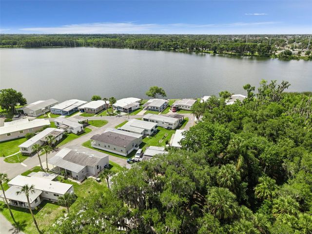13 COCOS PLUMOSA DRIVE B, Eustis, FL 32726