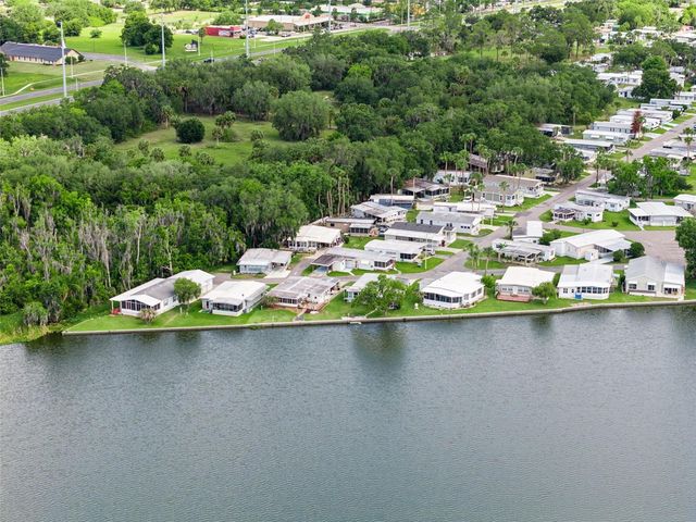 13 COCOS PLUMOSA DRIVE B, Eustis, FL 32726
