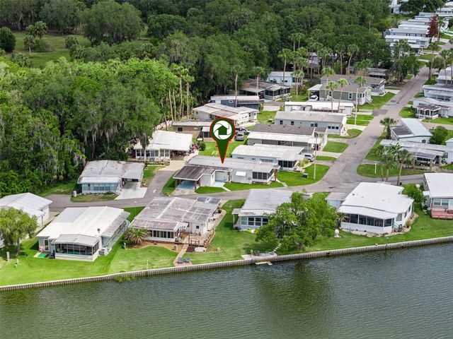 13 COCOS PLUMOSA DRIVE B, Eustis, FL 32726