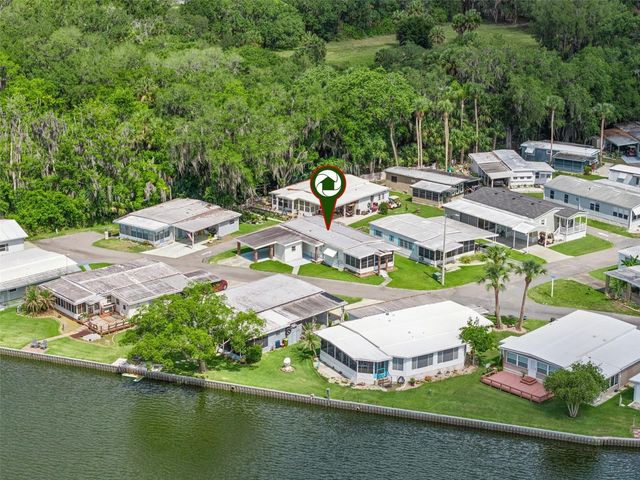 13 COCOS PLUMOSA DRIVE B, Eustis, FL 32726