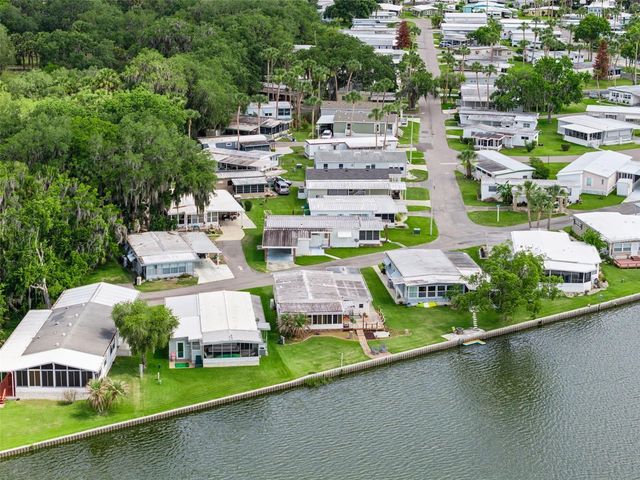13 COCOS PLUMOSA DRIVE B, Eustis, FL 32726