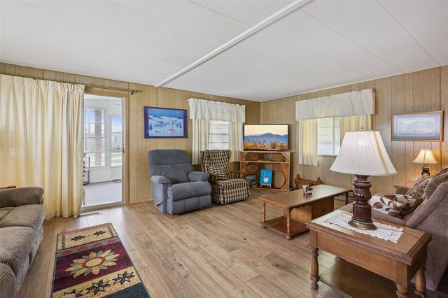 13 COCOS PLUMOSA DRIVE B, Eustis, FL 32726