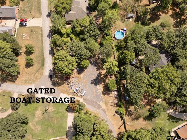20851 Lakeview Dr, Flint, TX 75762