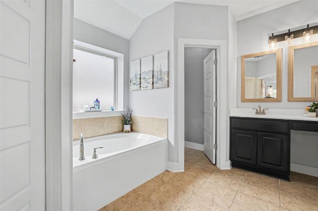 117 Rock Dock RD, Georgetown, TX 78633