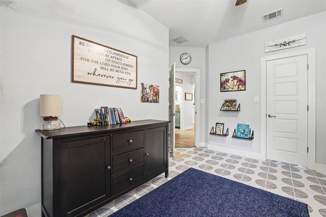 117 Rock Dock RD, Georgetown, TX 78633