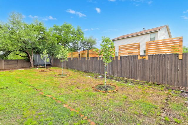 117 Rock Dock RD, Georgetown, TX 78633