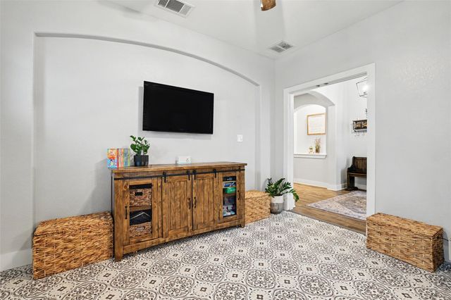 117 Rock Dock RD, Georgetown, TX 78633