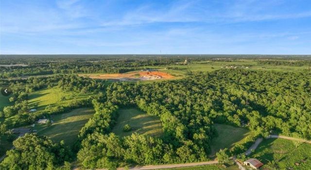 14868 & 14980, 14988 Burgin Valley Road, Gravette, AR 72736