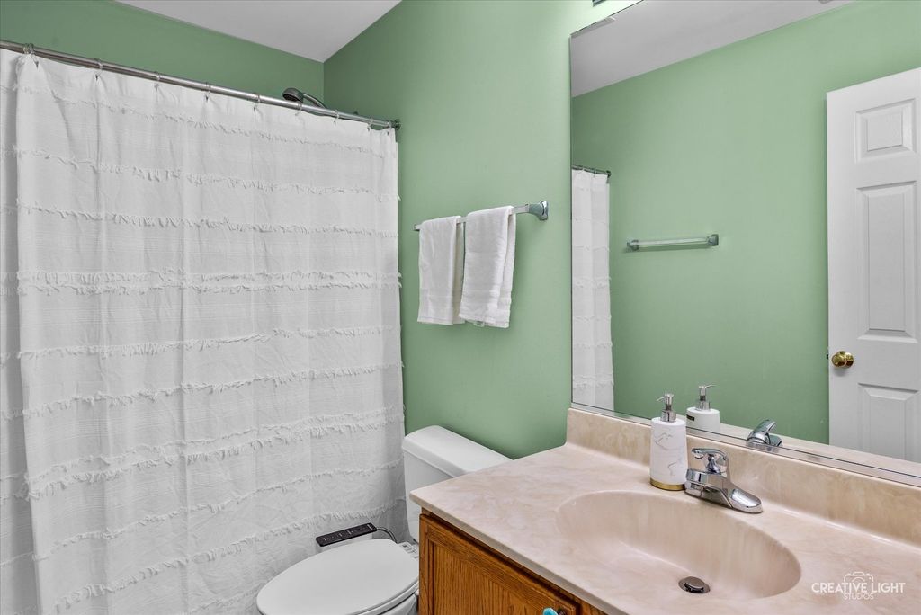 Image 13 of property listing at 3250 Cool Springs Court, Naperville, IL 60564